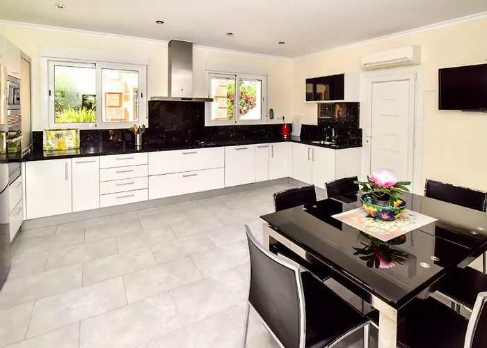 Bellavista By Interhome